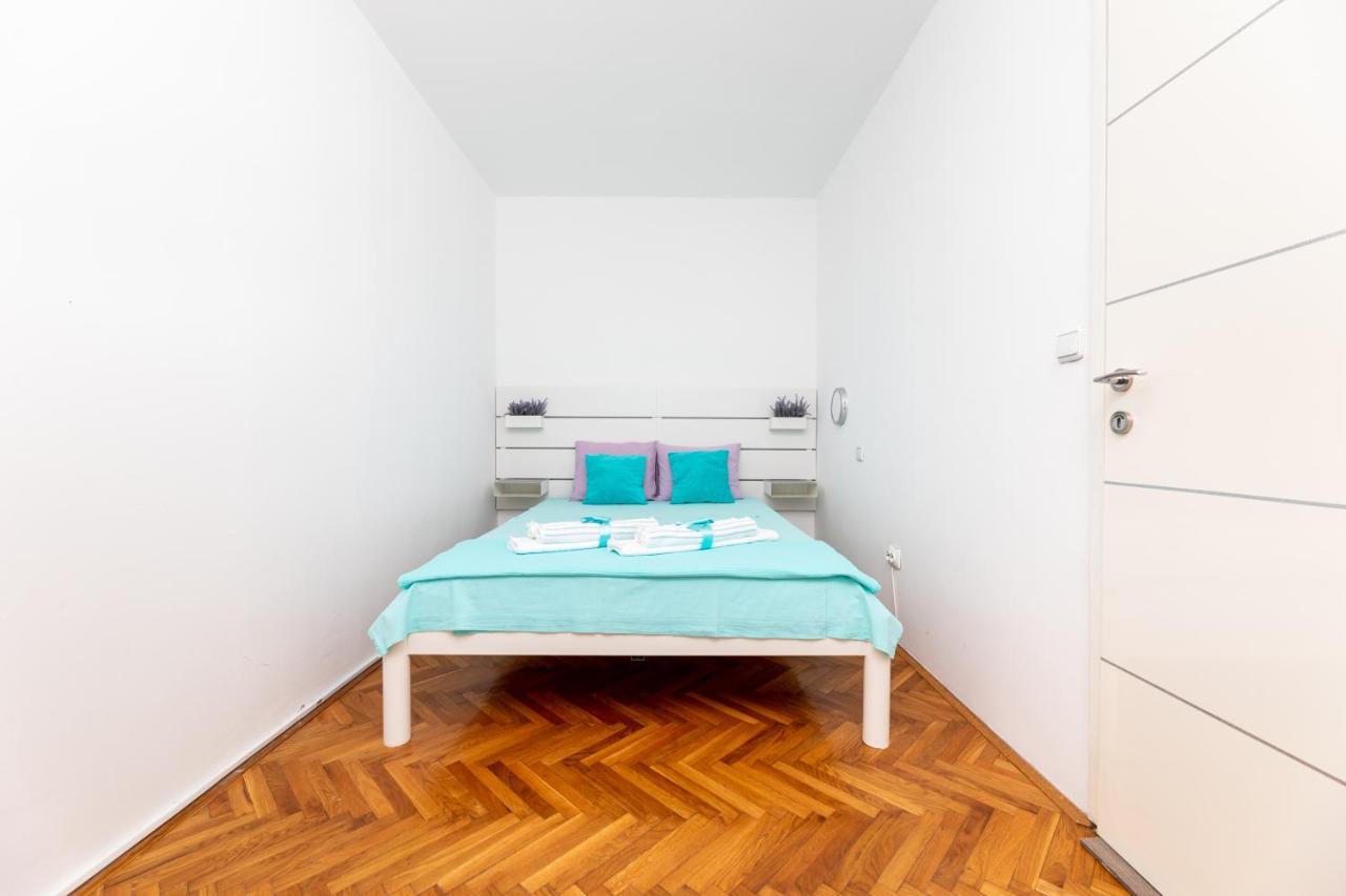 Apartments Aisa* Countryside Holiday Just 500M From The Beach! Krk Town Bagian luar foto