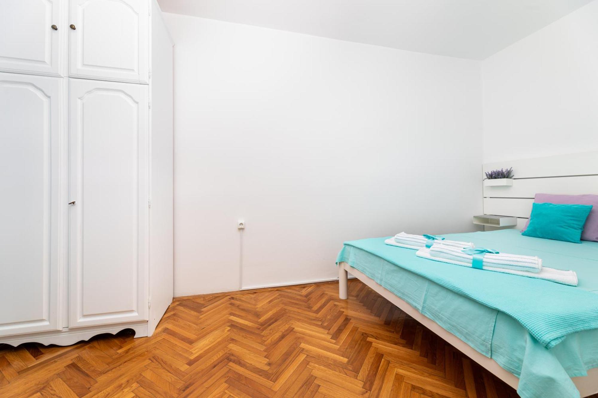 Apartments Aisa* Countryside Holiday Just 500M From The Beach! Krk Town Bagian luar foto